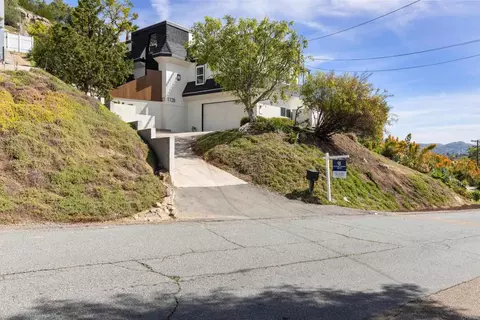 1128 Dawnridge Ave, El Cajon, CA 92021