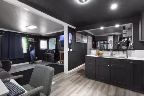 999 E Division St #B27, National City, CA 91950