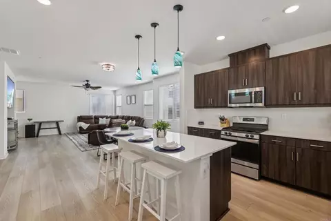 5471 Seacliff Pl #80, San Diego, CA 92154