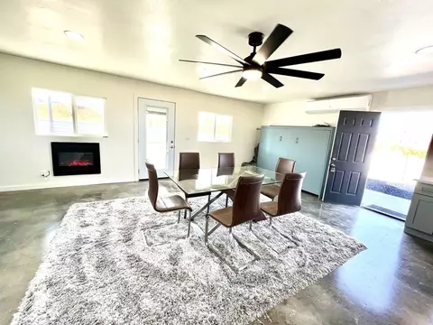 Dining - 2774 Kickapoo Trl, Landers, CA 92285 photo 3 of 4
