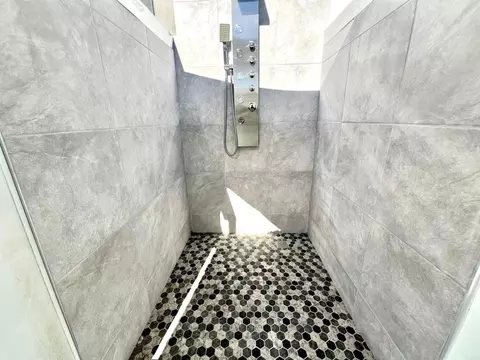 Bath - 2774 Kickapoo Trl, Landers, CA 92285 photo 2 of 11