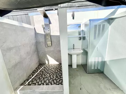 Bath - 2774 Kickapoo Trl, Landers, CA 92285 photo 3 of 11