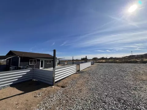 Exterior - 2774 Kickapoo Trl, Landers, CA 92285 photo 23 of 33