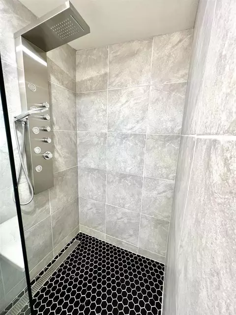 Bath - 2774 Kickapoo Trl, Landers, CA 92285 photo 5 of 11