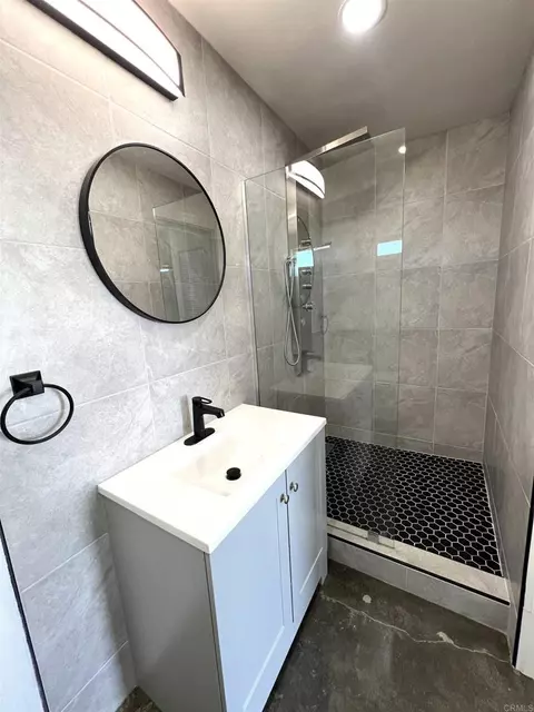Bath - 2774 Kickapoo Trl, Landers, CA 92285 photo 11 of 11