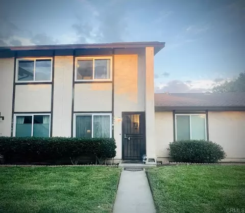 10158 Carefree Dr, Santee, CA 92071