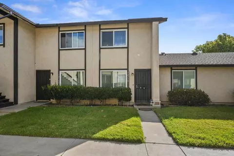 10158 Carefree Dr, Santee, CA 92071