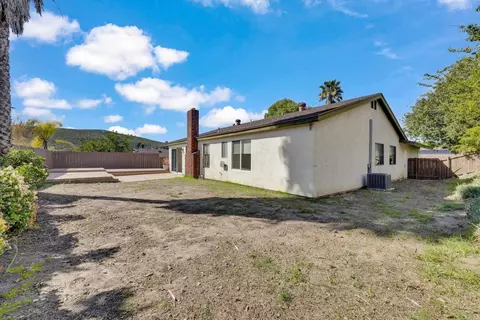Exterior - 9931 Knollview Dr, Spring Valley, CA 91977 photo 4 of 5