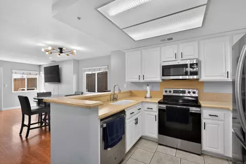 8927 Windham Ct, Spring Valley, CA 91977