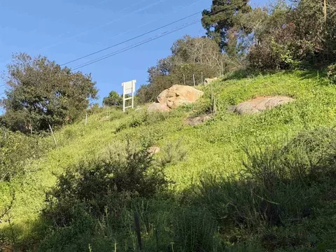 9542 Ridgecrest Dr, La Mesa, CA 91941