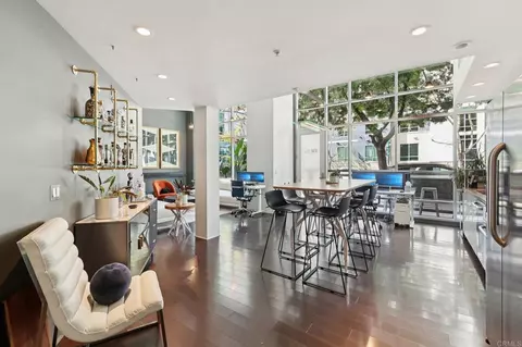 350 W Ash St W #102, San Diego, CA 92101