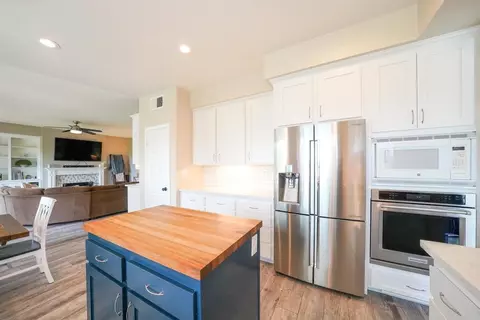 Kitchen - 16666 Granite Dr, Ramona, CA 92065 photo 3 of 3