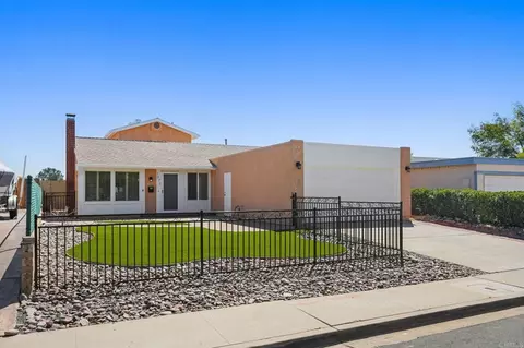 7071 Barker Way, San Diego, CA 92119