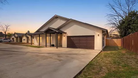 9391 Los Coches Rd, Lakeside, CA 92040