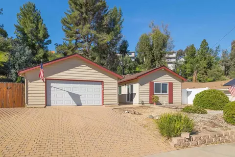 652 La Sombra Dr, El Cajon, CA 92020