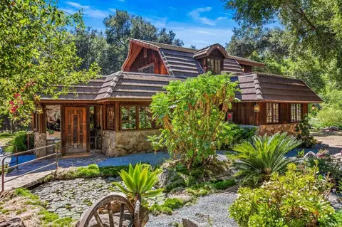 3394 Beaver Hollow Rd, Jamul, CA 91935