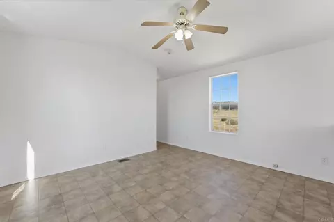 Living - 909 Tierra De Luna, Boulevard, CA 91905 photo 12 of 12