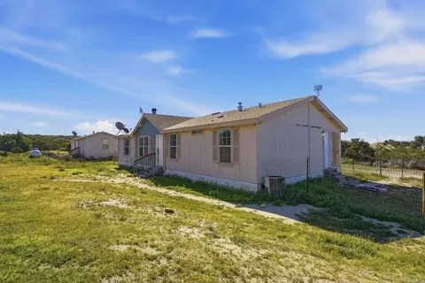 Exterior - 909 Tierra De Luna, Boulevard, CA 91905 photo 11 of 13