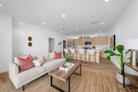 2238 Calle Chanate, San Diego, CA 92139