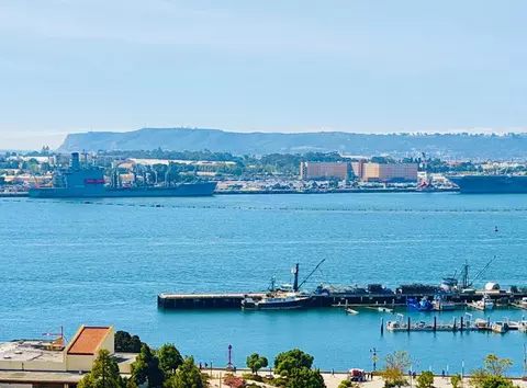 700 W Harbor Dr #1606, San Diego, CA 92101