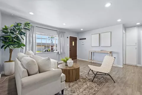 517 Sears Ave, San Diego, CA 92114