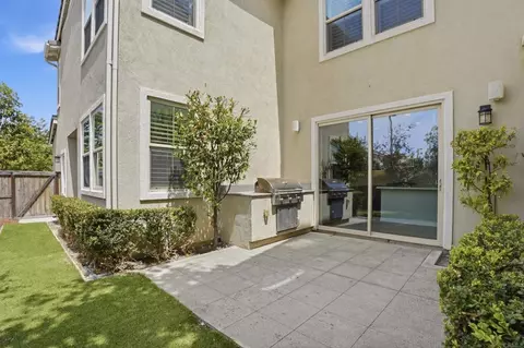 951 Camino Aldea, Chula Vista, CA 91913