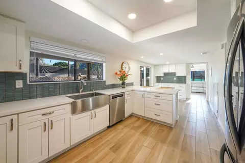 Kitchen - 24946 Abalar Way, Ramona, CA 92065 photo 2 of 4
