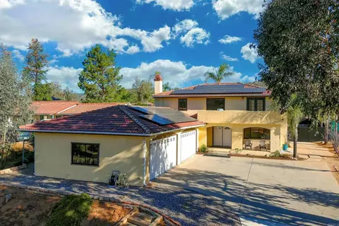 Exterior - 24946 Abalar Way, Ramona, CA 92065 photo 17 of 19