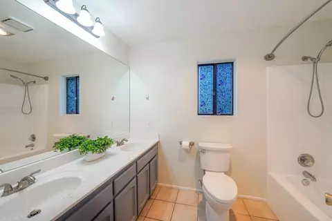 Bath - 24946 Abalar Way, Ramona, CA 92065 photo 2 of 3