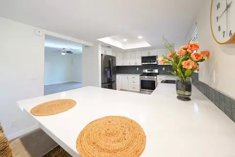Kitchen - 24946 Abalar Way, Ramona, CA 92065 photo 3 of 4