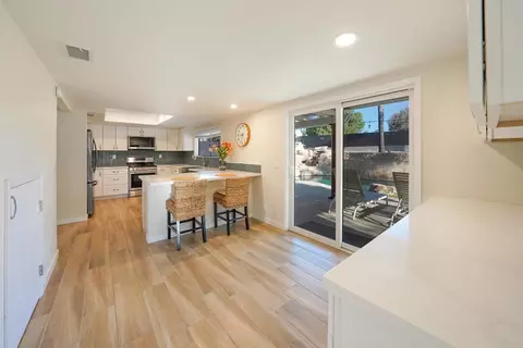 Kitchen - 24946 Abalar Way, Ramona, CA 92065 photo 1 of 4
