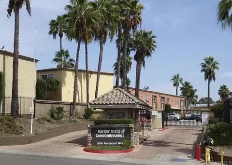 1661 Pentecost Way UNIT 4, San Diego, CA 92105