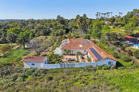 Exterior - 1761 Winterwarm Dr, Fallbrook, CA 92028 photo 24 of 26