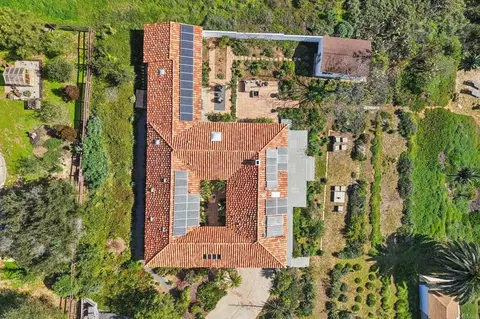 View/Area - 1761 Winterwarm Dr, Fallbrook, CA 92028 photo 8 of 11