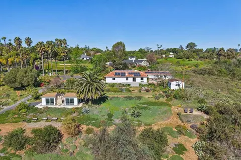 View/Area - 1761 Winterwarm Dr, Fallbrook, CA 92028 photo 11 of 11