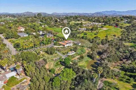 View/Area - 1761 Winterwarm Dr, Fallbrook, CA 92028 photo 7 of 11