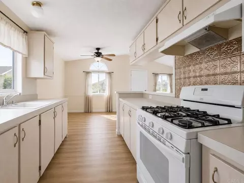 1600 Palm Ave #SPC 48, San Diego, CA 92154