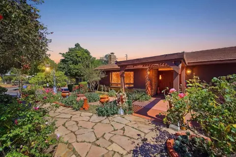 2807 S Grade Rd, Alpine, CA 91901