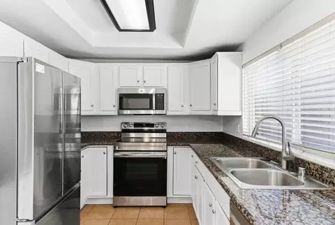Kitchen - 1423 N Broadway #E, Escondido, CA 92026 photo 2 of 2