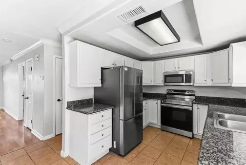 Kitchen - 1423 N Broadway #E, Escondido, CA 92026 photo 1 of 2