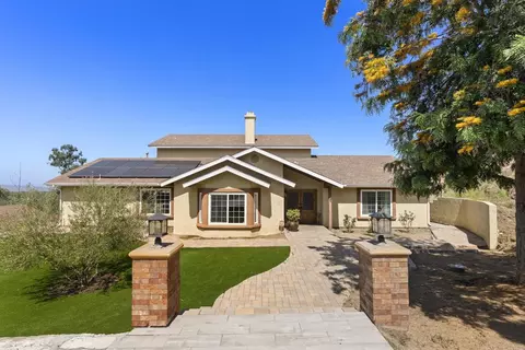 13658 Sage Mountain Ln, Jamul, CA 91935