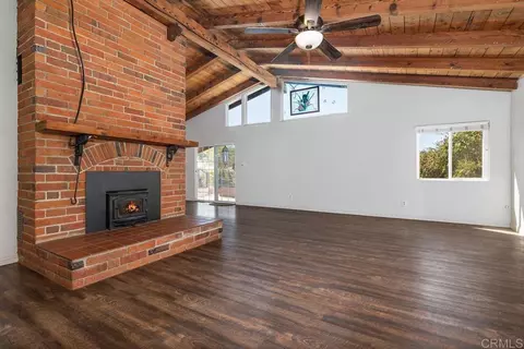Living - 3333 Suncrest Blvd, El Cajon, CA 92021 photo 1 of 4
