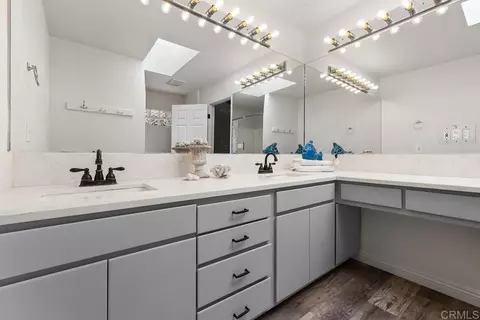 Bath - 3333 Suncrest Blvd, El Cajon, CA 92021 photo 1 of 2