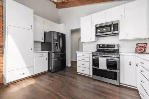 Kitchen - 3333 Suncrest Blvd, El Cajon, CA 92021 photo 2 of 2
