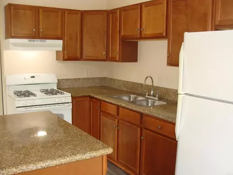 Kitchen - 12652 Julian Ave, Lakeside, CA 92040 photo 2 of 3