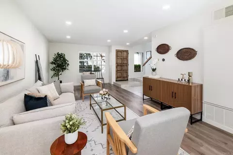 4084 Crystal Dawn Ln #105, San Diego, CA 92122