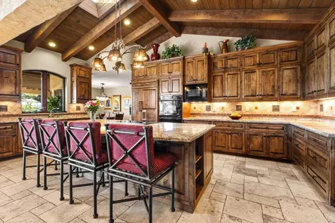 Kitchen - 20655 Sutherland Dam Rd, Ramona, CA 92065 photo 1 of 5