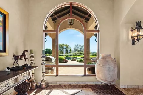 Entry Way - 20655 Sutherland Dam Rd, Ramona, CA 92065 photo 3 of 8