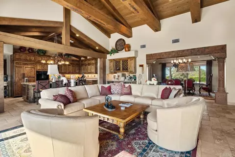 Living - 20655 Sutherland Dam Rd, Ramona, CA 92065 photo 4 of 6