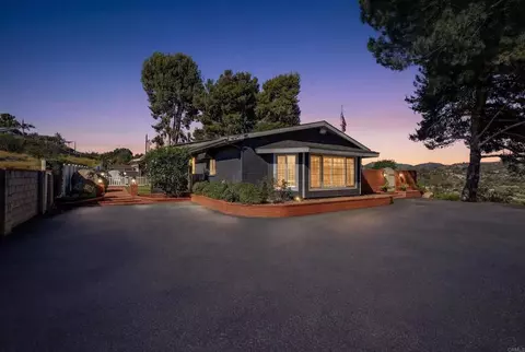 1308 Sundale Rd, El Cajon, CA 92019